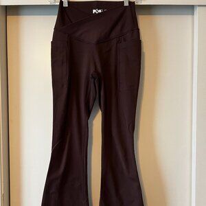 PopFlex French Roast Crisscross Hourglass Flared Legging w/pockets S 31"